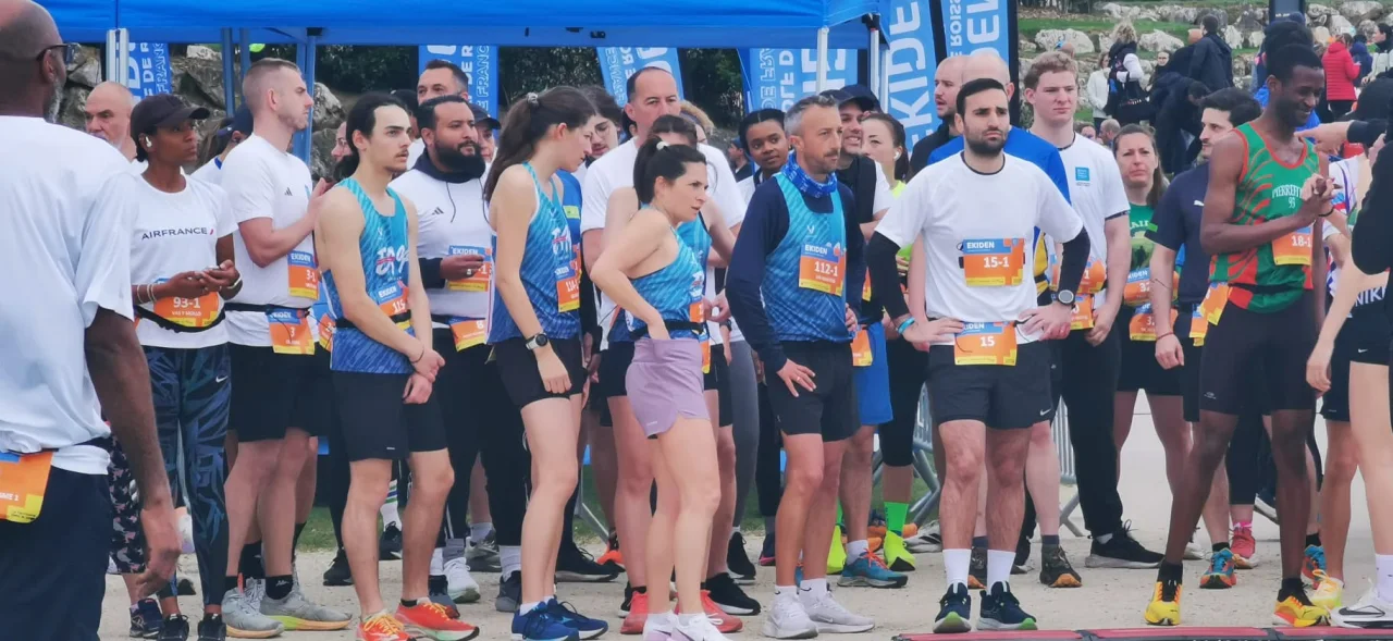 Dans le sas de départ de l’Ekiden